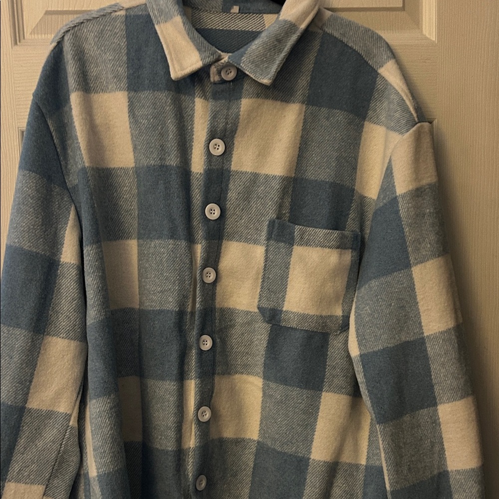 Men's Blue and Cream Plaid Casual Button Down Shirt